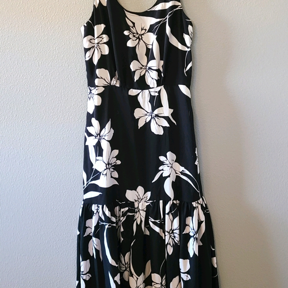 Willow Flowy Light Weight Dress